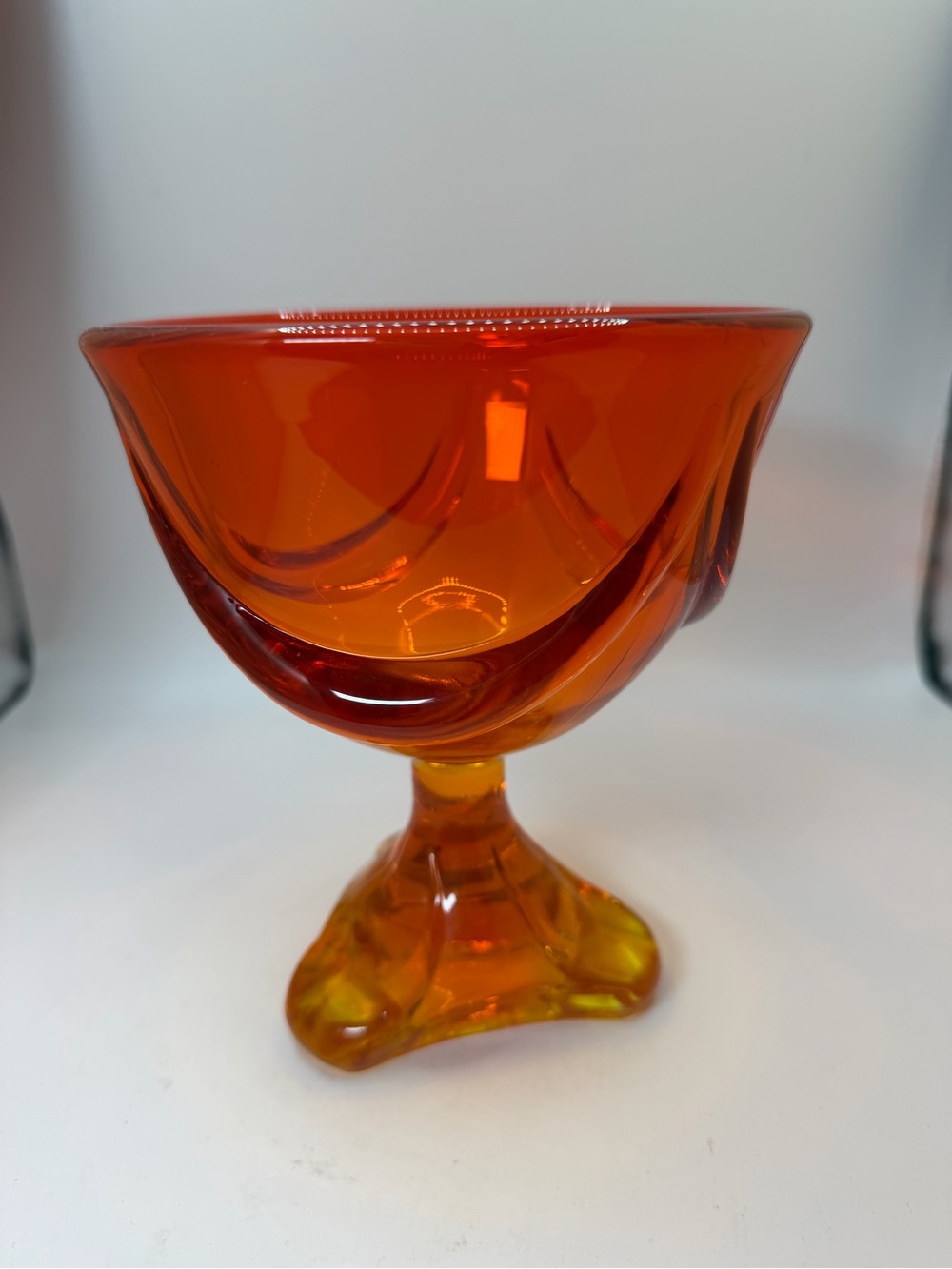 Vtg VIKING ORANGE AMBERINA MCM DRAPE THREE TOE PERSIMMON GLASS COMPOTE